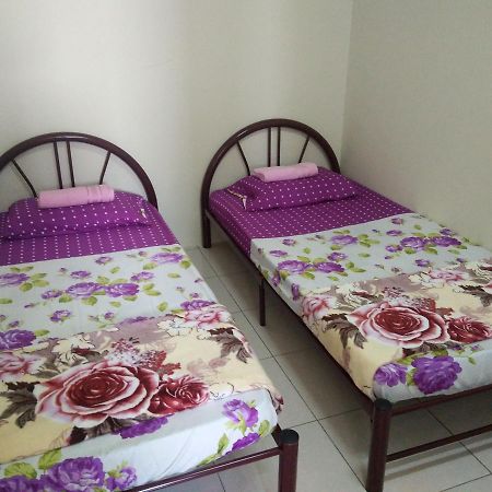 Sarinas Homestay Semporna Exterior foto