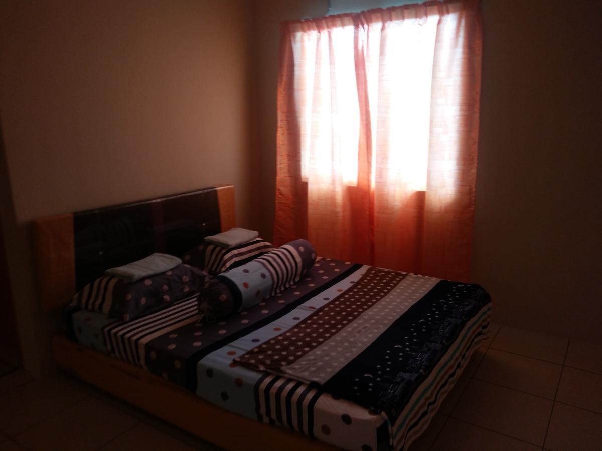 Sarinas Homestay Semporna Exterior foto